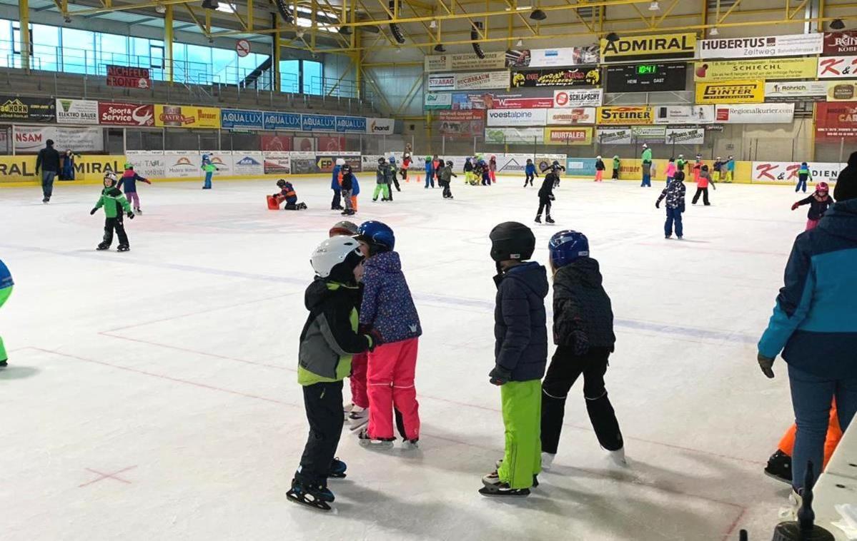 Camping Sportzentrum Zeltweg - A Silent Alternative Dış mekan fotoğraf